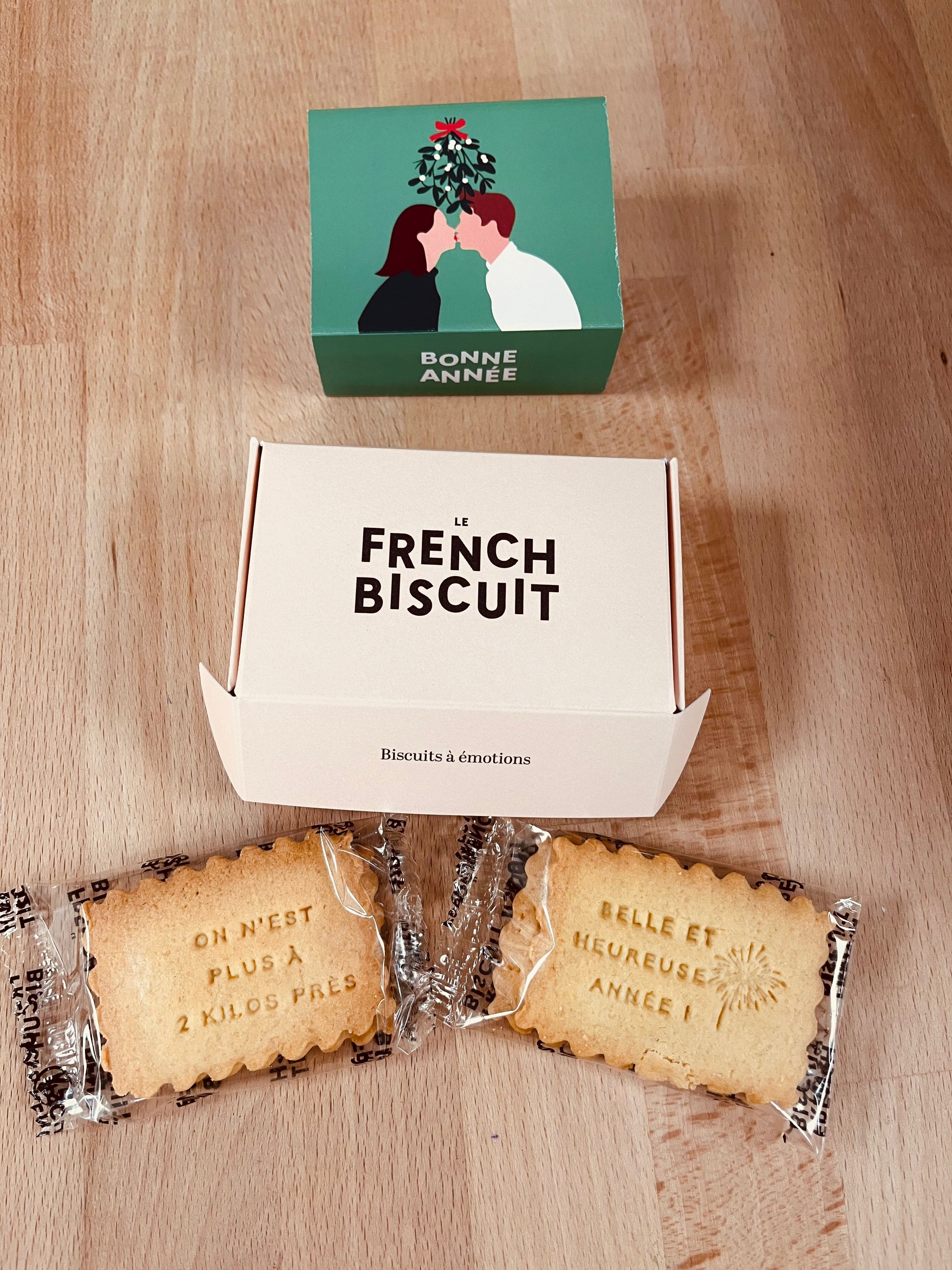 biscuit à message biscuits à message biscuit personnalisé biscuits personnalisés biscuit artisanal biscuits artisanaux made in France fabriqué en France Le French Biscuit biscuit français bonne année voeux voeu happy new year